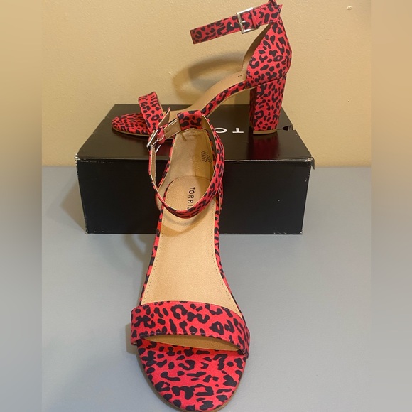torrid Shoes - Torrid Pink Leopard Heels size 12W
